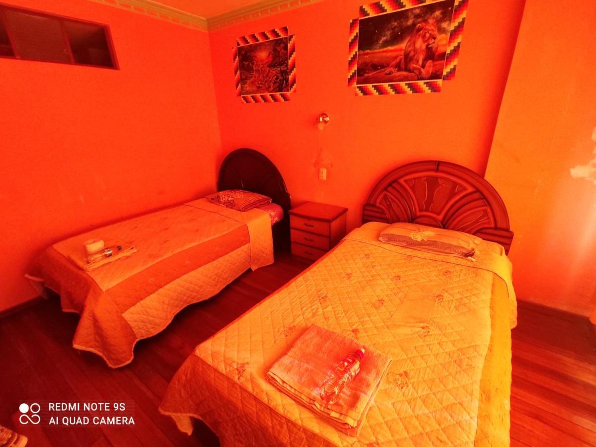 Hostal Las Balsas Copacabana  Extérieur photo