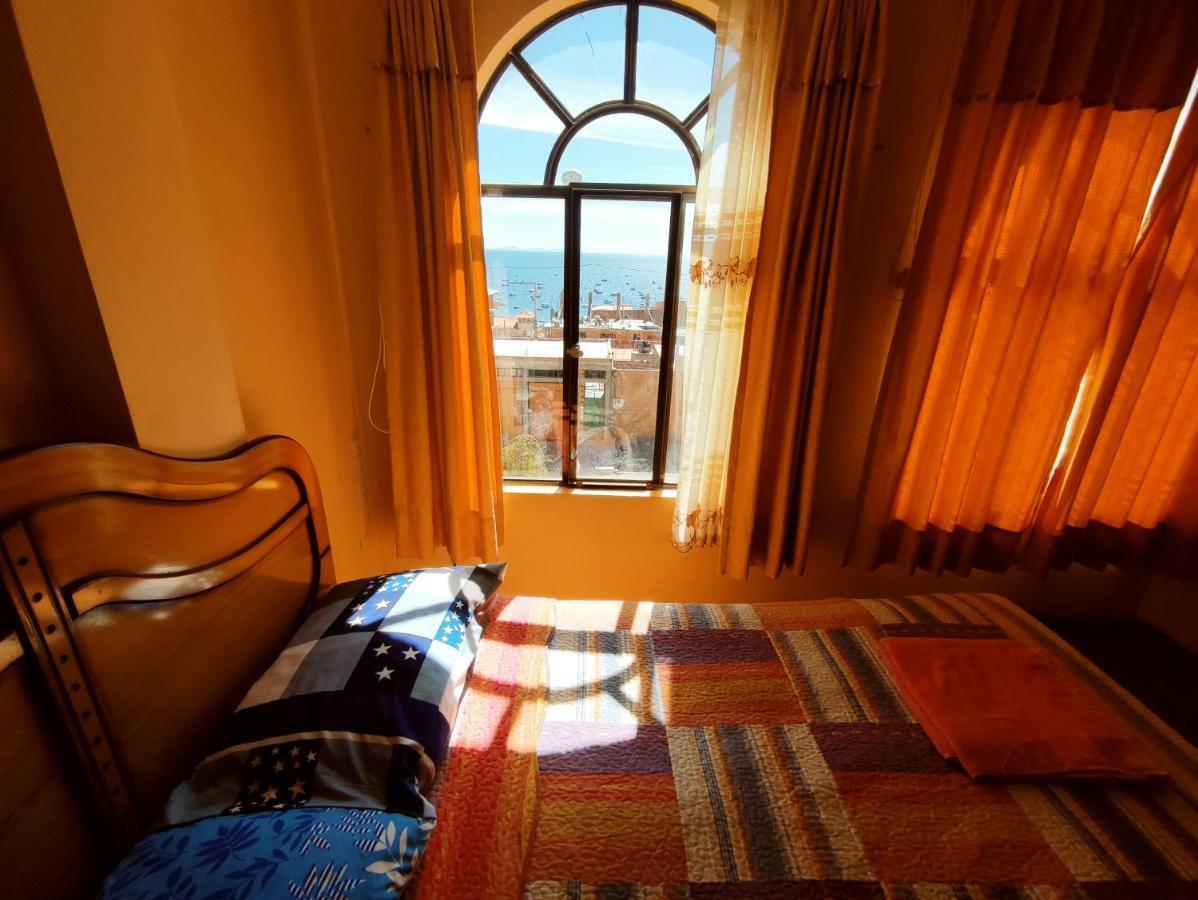 Hostal Las Balsas Copacabana  Extérieur photo