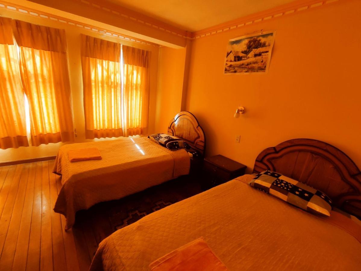 Hostal Las Balsas Copacabana  Extérieur photo