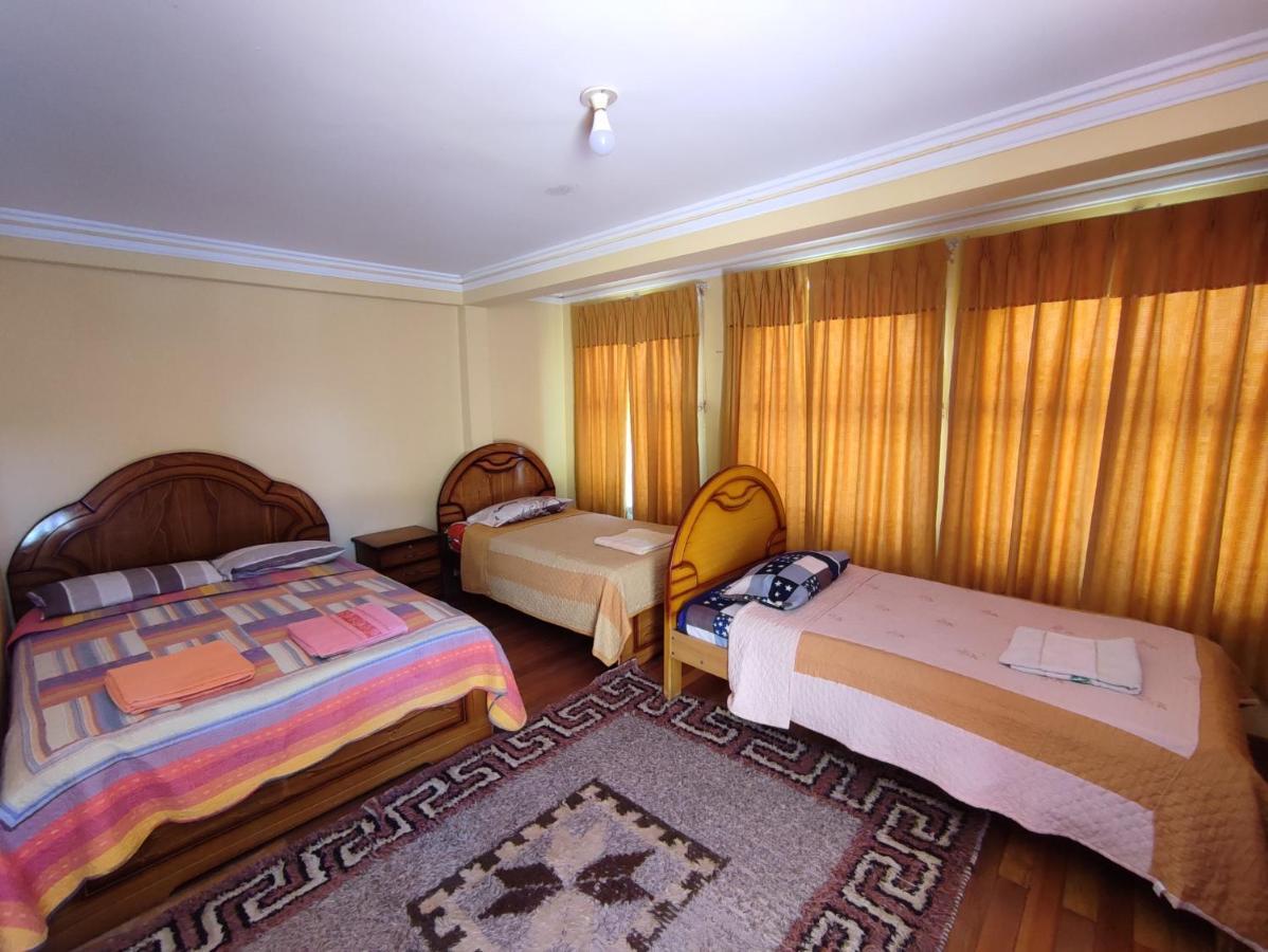 Hostal Las Balsas Copacabana  Extérieur photo
